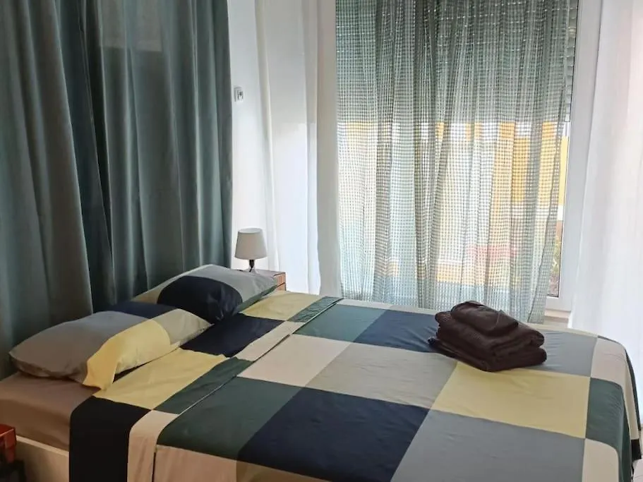 Central Tranquility City Center Apartment By Namaste Elite 托雷莫利诺斯
